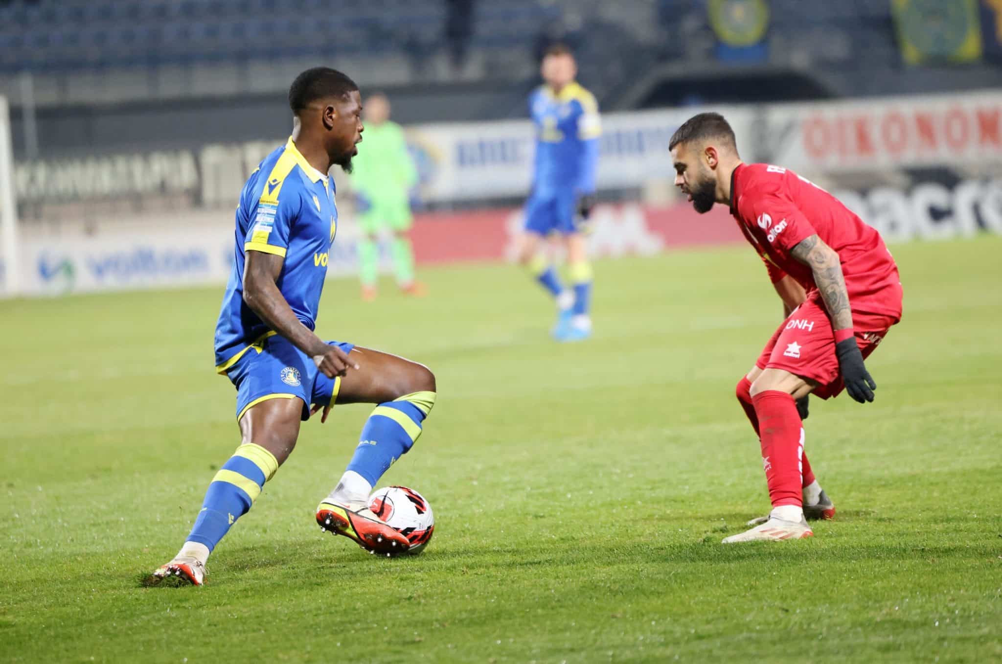 Σέντρα στην Super League με super ενισχυμένες αποδόσεις