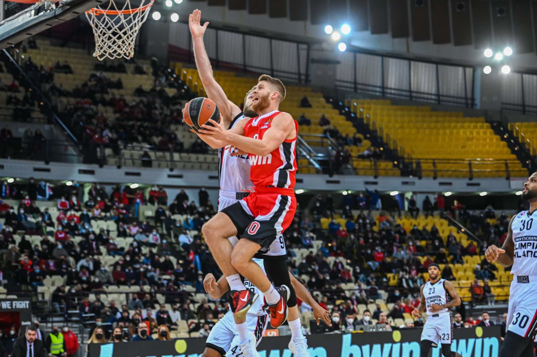 Novibet: Ολυμπιακός - Αρμάνι Μιλάνο με Bet Builder και live streaming*