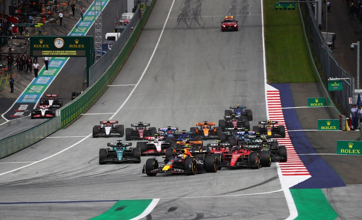 To Grand Prix Μεγάλης Βρετανίας με ειδικά στοιχήματα