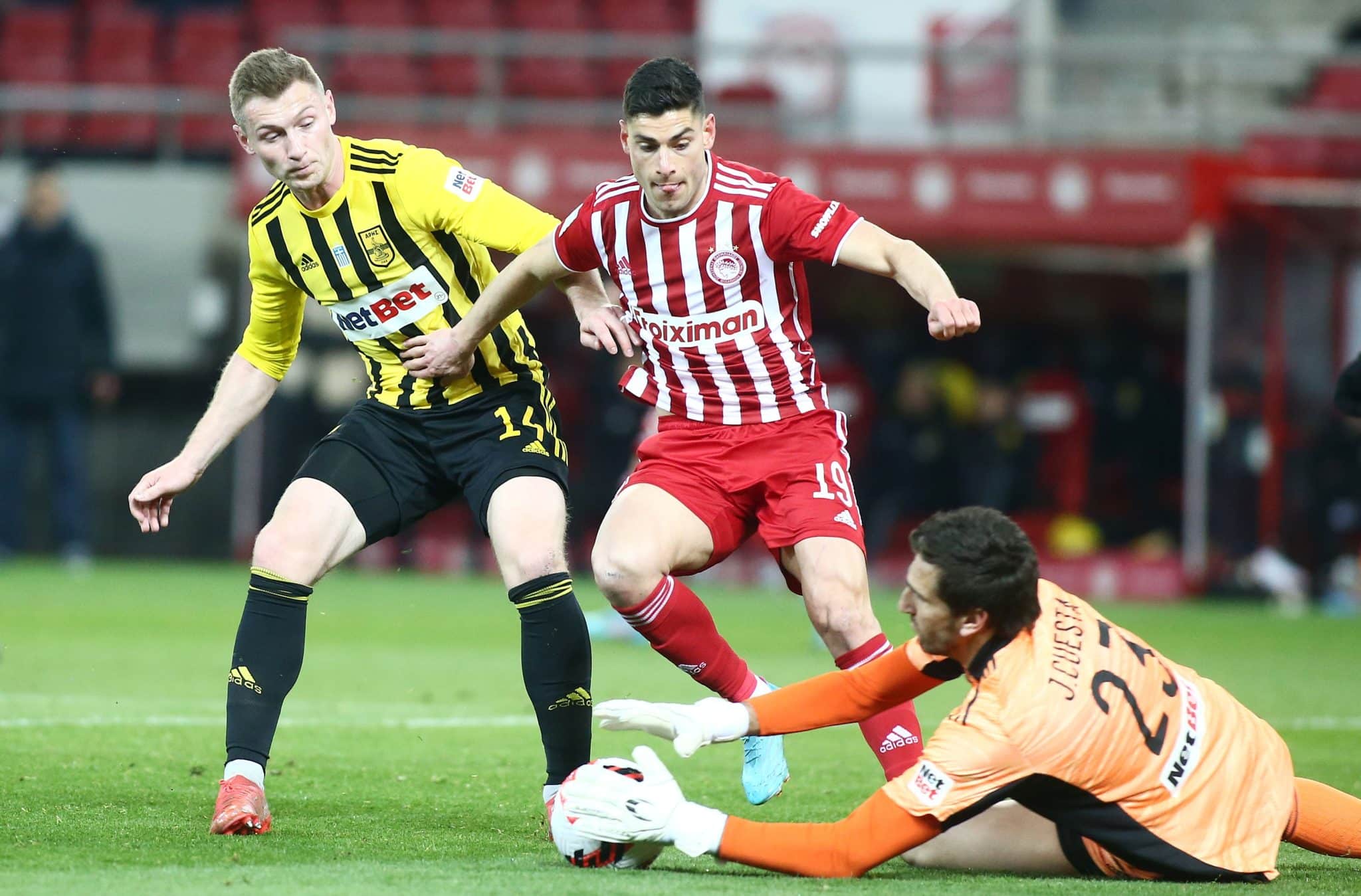 Ολυμπιακός – Άρης και ΠΑΟΚ – Βόλος με ενισχυμένες αποδόσεις