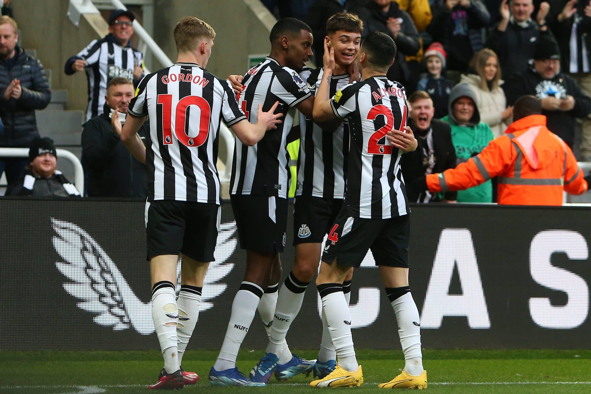 Stoiximan: «Τελικός» στο St James Park για Νιούκαστλ και Μίλαν, η ώρα της αλήθειας για Πόρτο και Σαχτάρ στο Dragao!