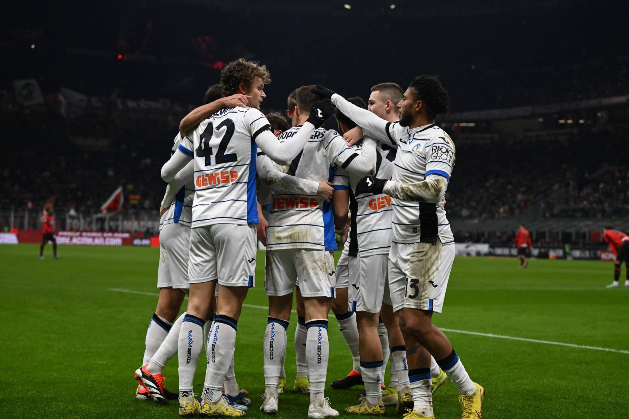 Ξεκίνημα εβδομάδας με ενισχυμένες αποδόσεις