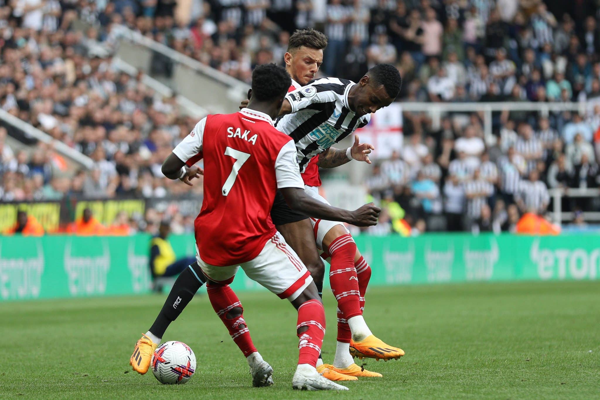 Άρσεναλ - Νιούκαστλ με ειδικά στοιχήματα και ενισχυμένες αποδόσεις