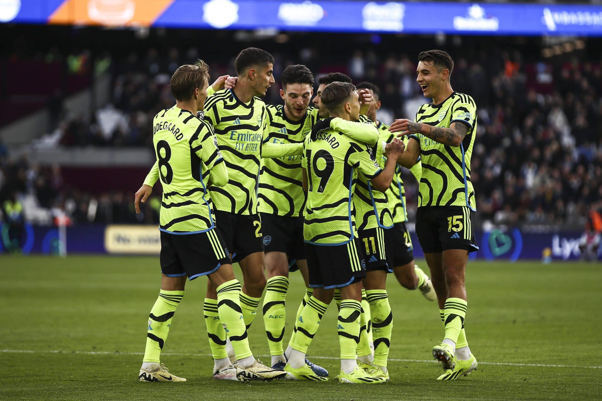 Ξεκίνημα εβδομάδας με ενισχυμένες αποδόσεις