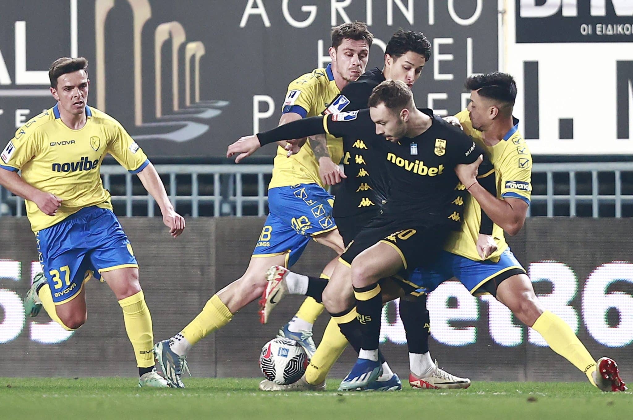 Άρης – Παναιτωλικός με ενισχυμένες αποδόσεις