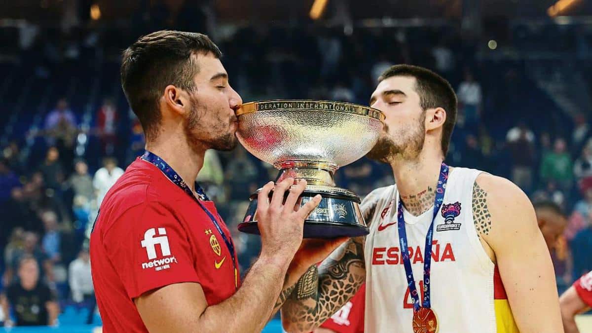 Κάτι παίζει με Ερνανγκόμεθ (vid)