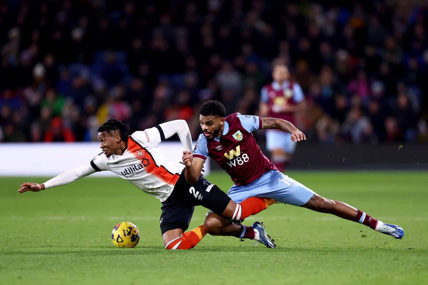 Λούτον - Μπερνλι προγνωστικά