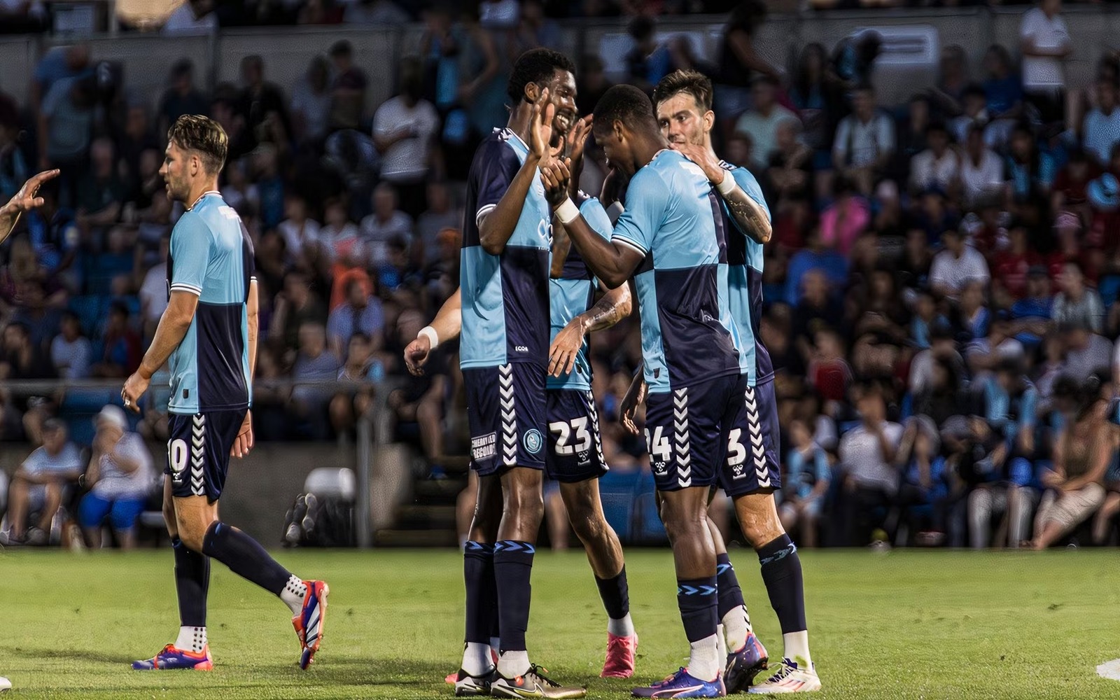 Γουίκομ - Μπάρνσλεϊ προγνωστικά