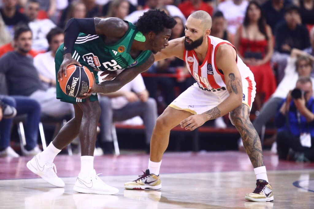 Το Final 4 στο Άμπου Ντάμπι, παίζει στη Stoiximan με έπαθλα* ανταμοιβής και Bet Builder Boost!