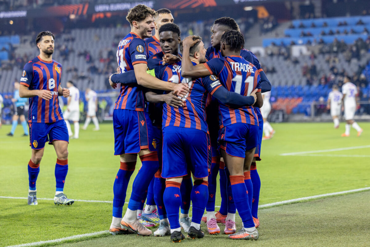 Γκρασχόπερς - Βασιλεία προγνωστικά