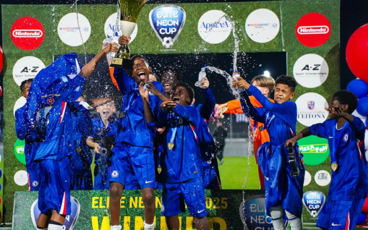 «Λάμψη» στο φινάλε του Elite Neon Cup: Τρόπαια για Τσέλσι και Γιουβέντους, Ολυμπιακός και Παναθηναϊκός στον μικρό τελικό!