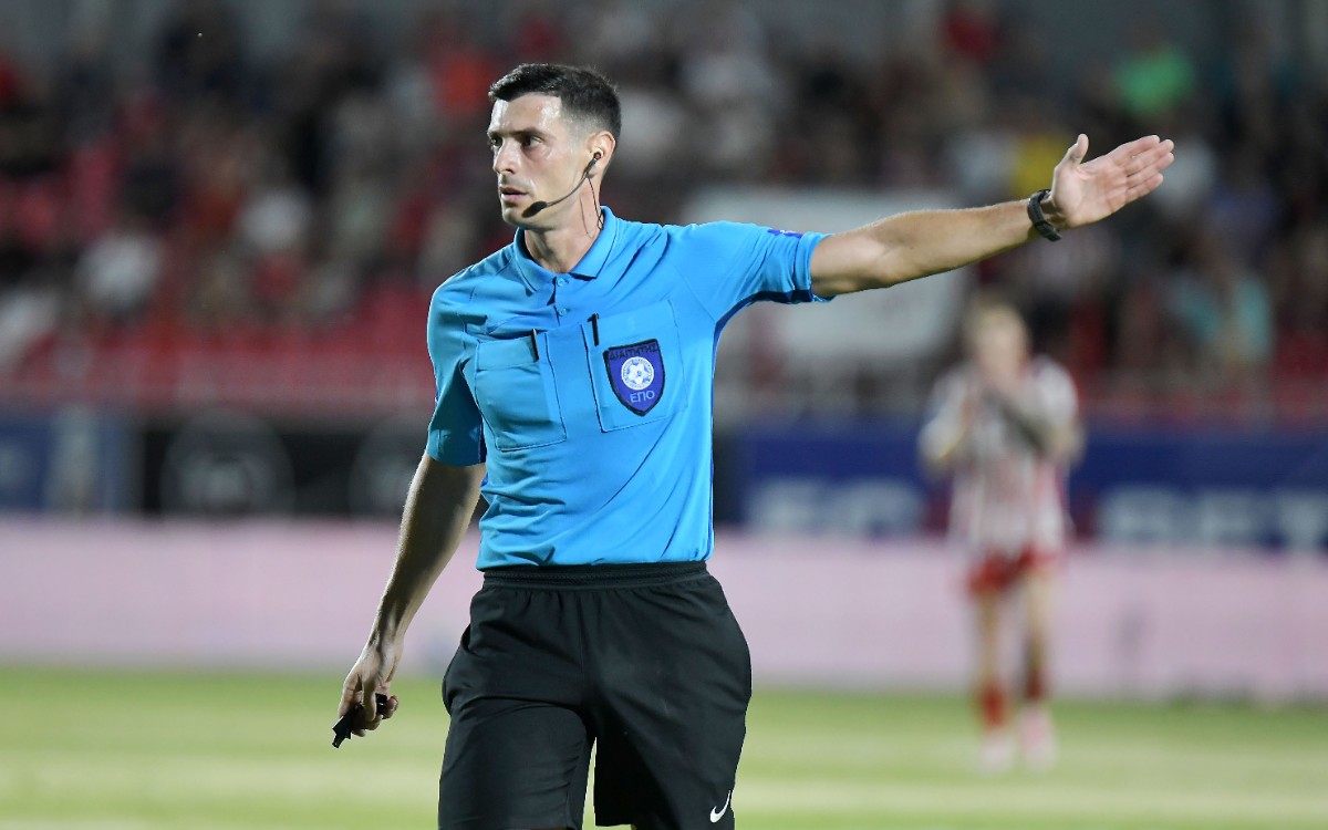 ΟΦΗ - Ολυμπιακός διαιτητής