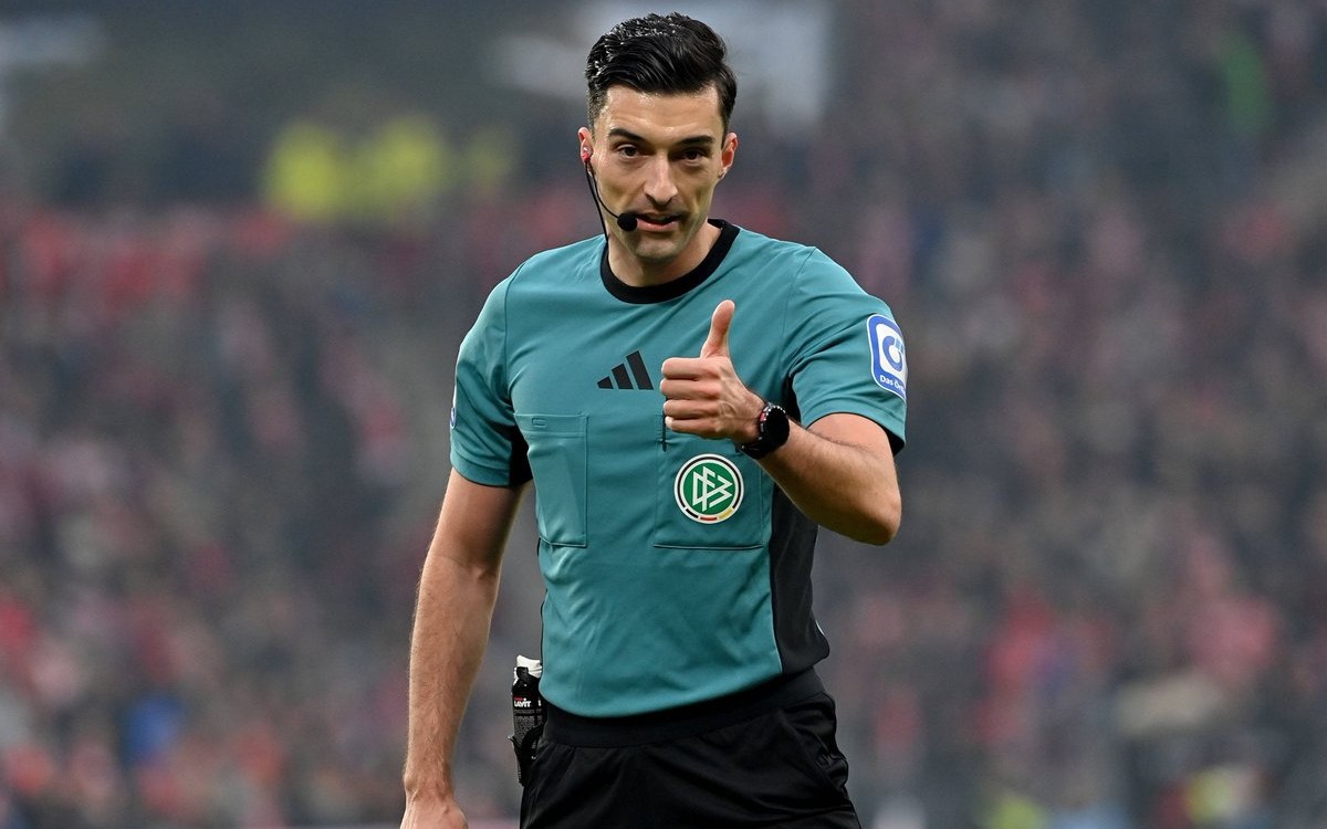 Ουγγαρία - Ελλάδα διαιτητής