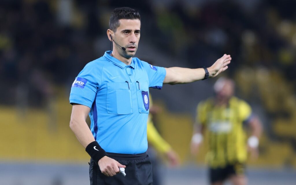 Παναθηναϊκός - ΟΦΗ διαιτητής: Οι κίτρινες του Ευαγγέλου και το... χάσμα στα πέναλτι