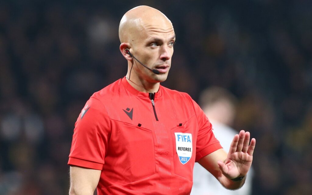 Τσέλιε - ΑΕΚ διαιτητής: «Κιτρινίζει» και δεν χαρίζει ο Γκοντίνιο!