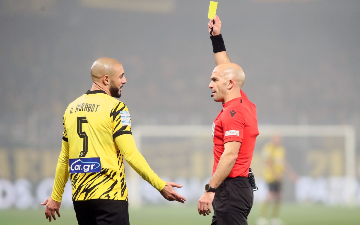 Τσέλιε - ΑΕΚ διαιτητής