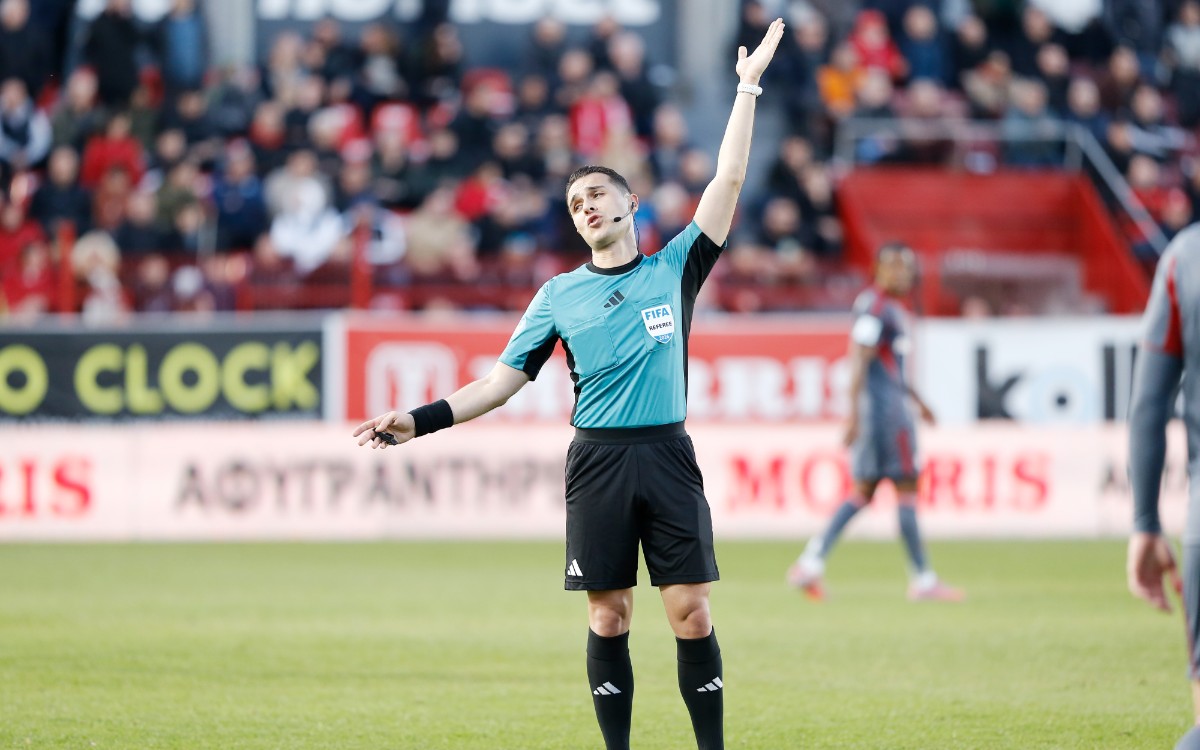 Βόλος - ΠΑΟΚ διαιτητής