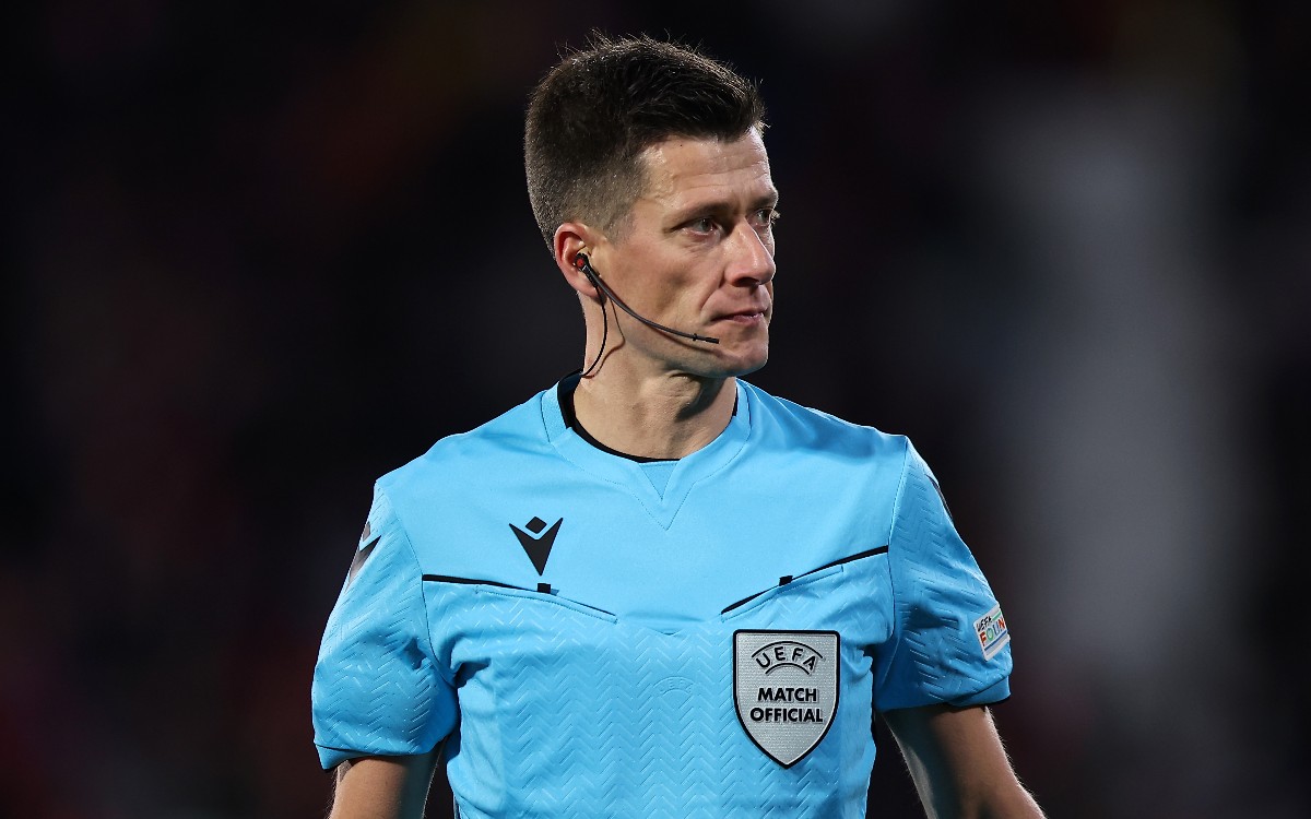 Ράγιο Βαγεκάνο - ΑΕΚ διαιτητής